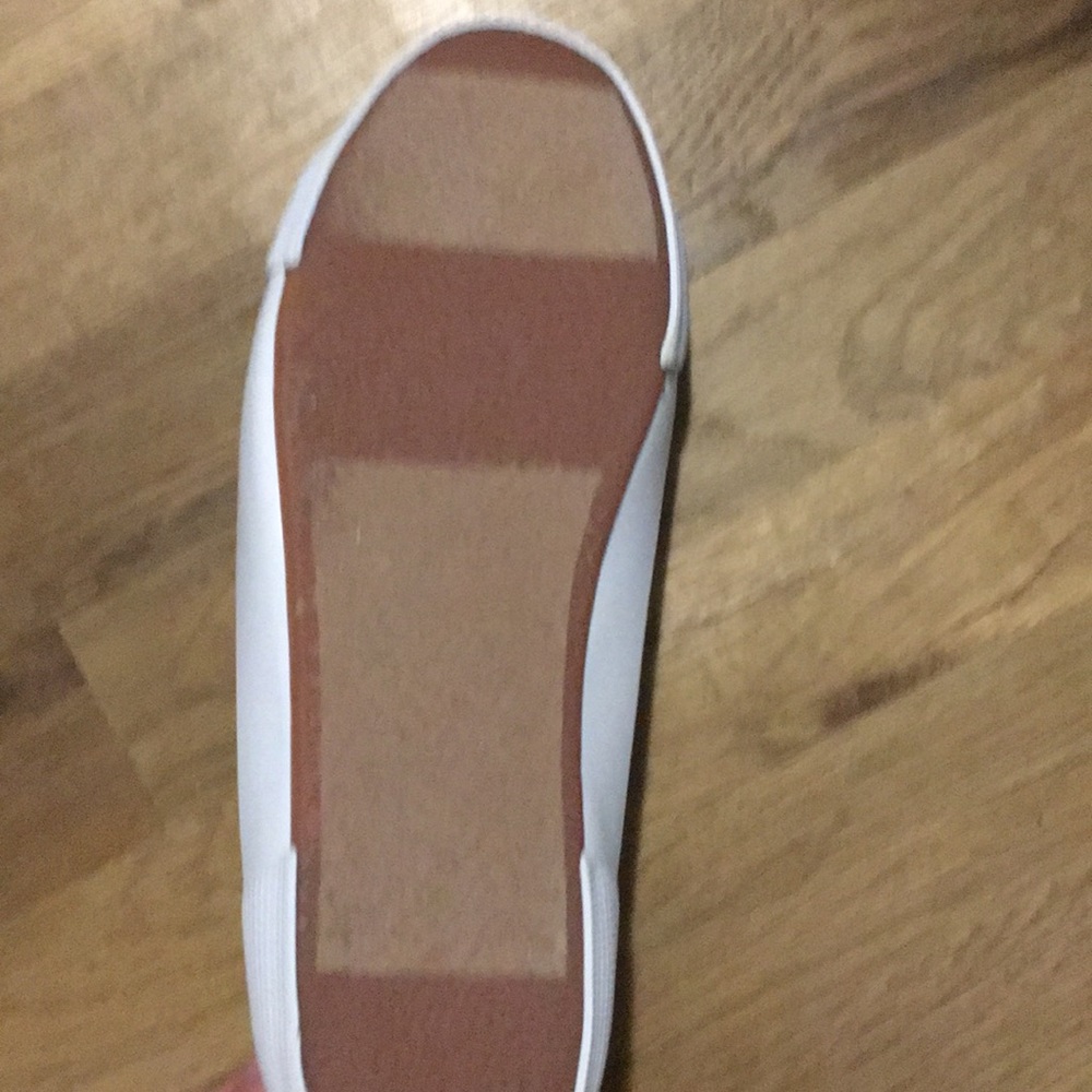 Shoes - Picture 4 of 5